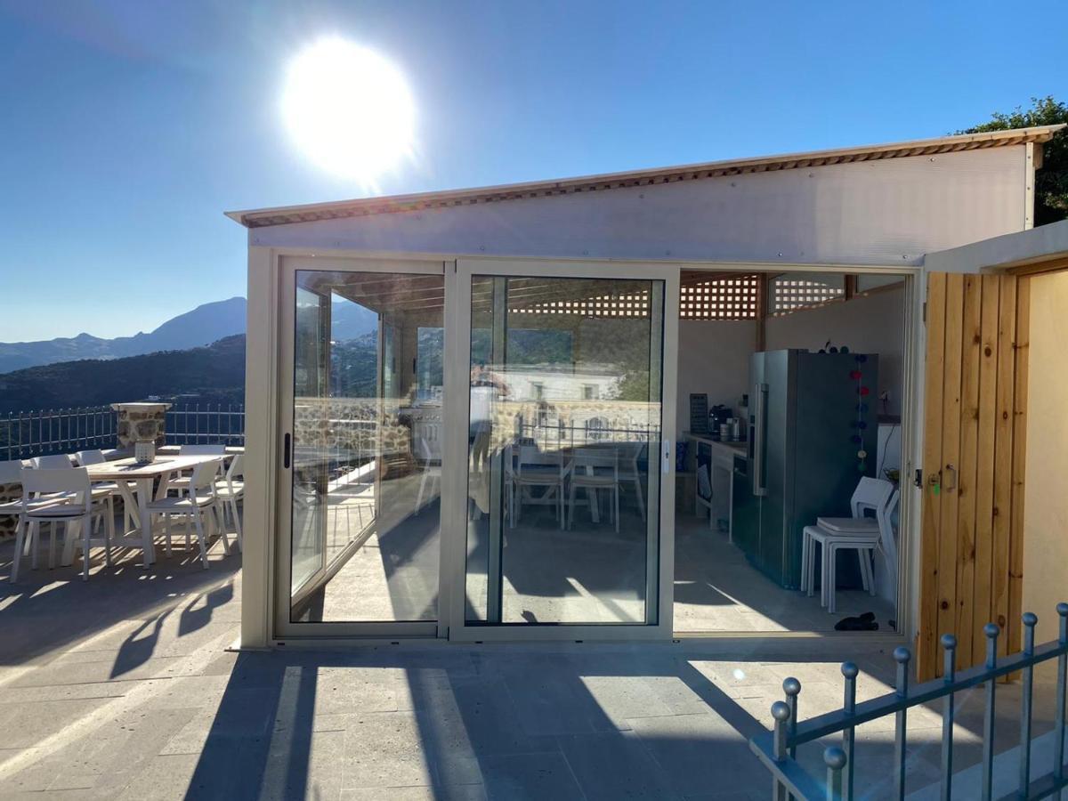 פלאקיאס Meraki Apartments Crete מראה חיצוני תמונה